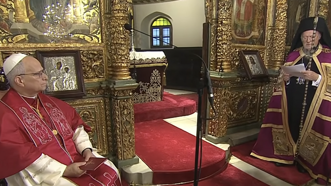 Bartolomé se dirige al Papa