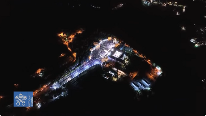 Vista aérea del lugar en el que se produjo el encuentro del Papa con los jóvenes del Líbano