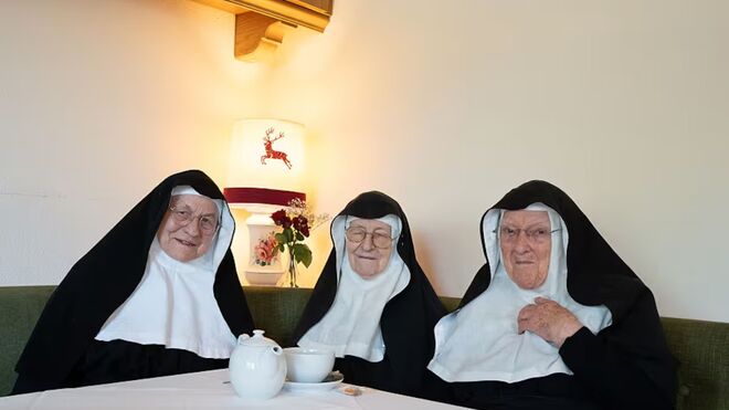 Bernadette, Regina y Rita