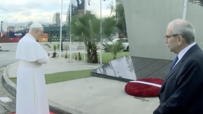 Oración del Papa en el puerto de Beirut