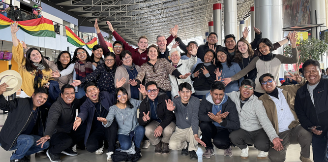 Bertomeu con el Seminario mixto ‘Cristo Pastor’ de El Alto, Bolivia
