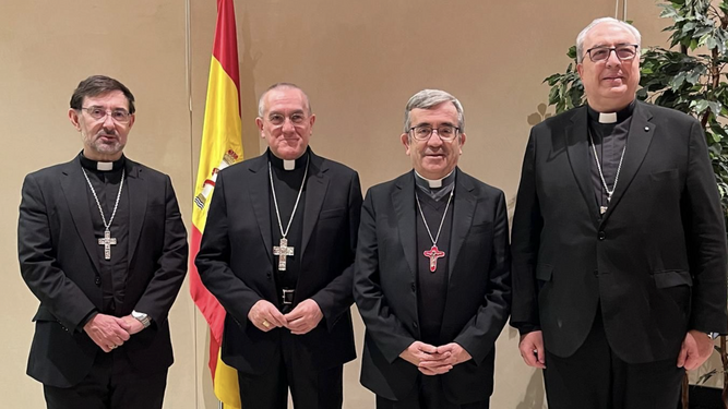 Cúpula del episcopado y el Nuncio Pioppo