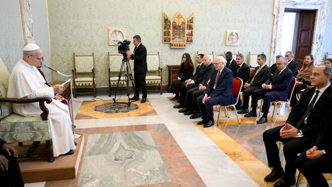 León XIV saluda a la delegación del "Paris Course on Revascularization"