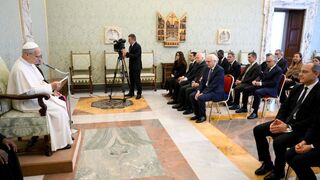 León XIV saluda a la delegación del "Paris Course on Revascularization"